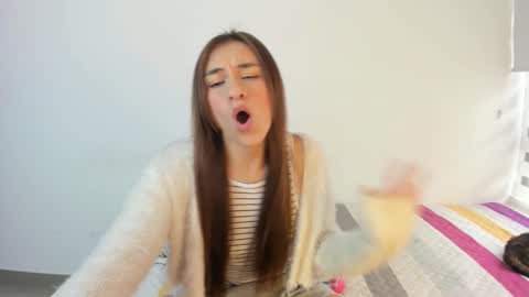 instagram  nueela   online show from 12.14.25