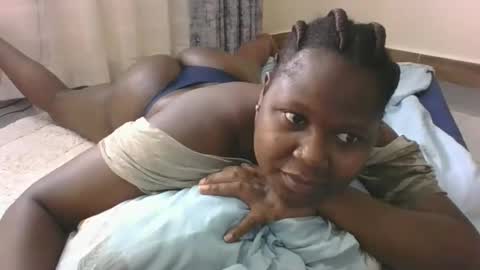 mamasita2023 online show from 12.19.24