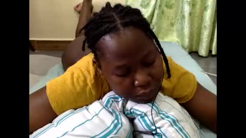 Snapshot of mamasita2023 chatting on 10.16.25 mamasita2023 online show from 10.16.25