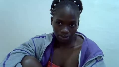 mamichula42 online show from 12.15.25