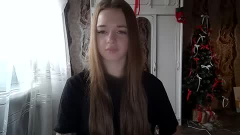 Mamie Trish online show from 12.04.24