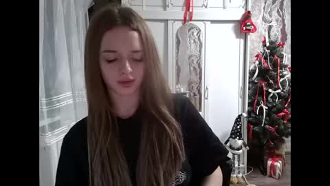 Mamie Trish online show from 12.11.24