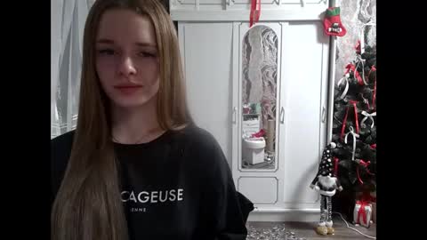 Mamie Trish online show from 12.16.24