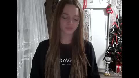 Mamie Trish online show from 12.18.24