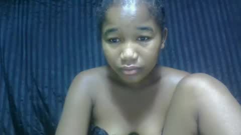 mamieriela online show from 02.05.26