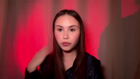 Snapshot of mammieknowles chatting on 02.21.26 Mia Davis online show from 02.21.26