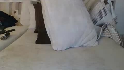 man211172 online show from 12.04.25