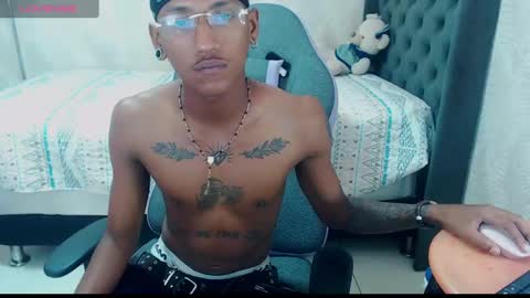 man_san11 online show from 12.14.24