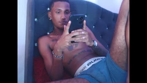 man_san11 online show from 12.15.24