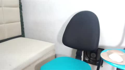 man_san11 online show from 02.19.25