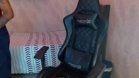 man_san11 online show from 09.15.25