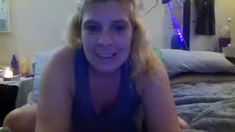 mindy22 online show from 02.15.25