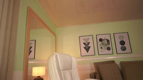 Mandy Collins online show from 04.06.26