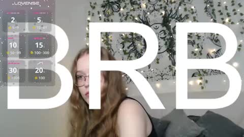 Snapshot of mandymilson chatting on 09.19.25 Mandy online show from 09.19.25