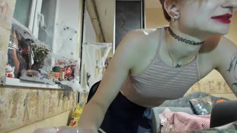 Mandy online show from 10.04.25