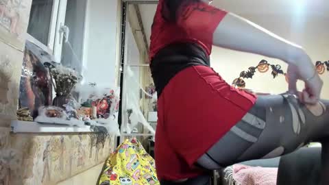 Mandy online show from 10.31.25