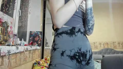 Mandy online show from 03.21.26