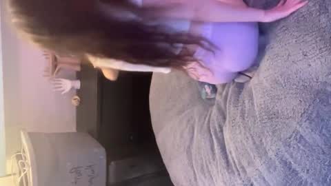 Snapshot of manicpixiedreamfrog chatting on 02.03.26 manicpixiedreamfrog online show from 02.03.26