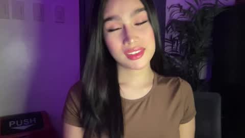 Snapshot of manika21 chatting on 12.12.24 monika online show from 12.12.24