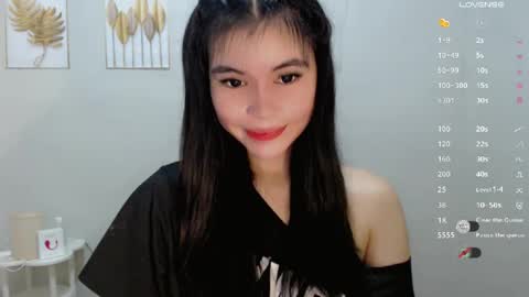 Snapshot of manilynforyou chatting on 10.17.25 manilynforyou online show from 10.17.25