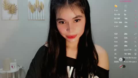 Snapshot of manilynforyou chatting on 10.24.25 manilynforyou online show from 10.24.25