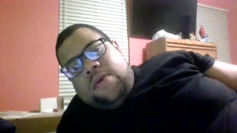 Snapshot of manly22 chatting on 10.28.25 TIM online show from 10.28.25