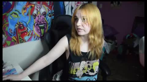 Manner Banana-er online show from 10.19.25