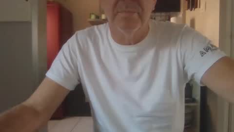 manngrossbite online show from 02.06.25