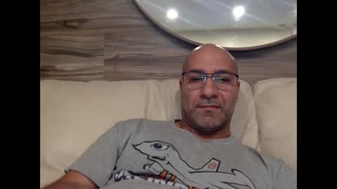 david 77977 online show from 12.05.24