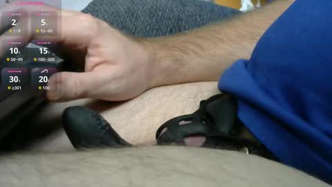 Snapshot of mannyramorg chatting on 11.11.25 mannyramorg online show from 11.11.25