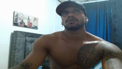 Snapshot of manolofitt chatting on 01.17.25 Manolo online show from 01.17.25