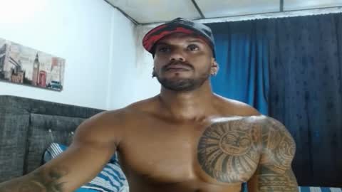 Snapshot of manolofitt chatting on 01.19.25 Manolo online show from 01.19.25