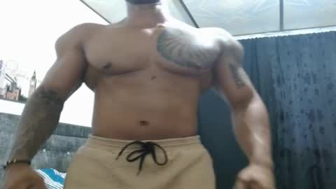 Snapshot of manolofitt chatting on 01.20.25 Manolo online show from 01.20.25