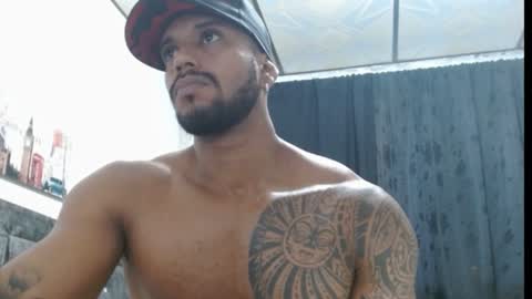 Snapshot of manolofitt chatting on 01.30.25 Manolo online show from 01.30.25