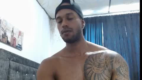 Snapshot of manolofitt chatting on 02.10.25 Manolo online show from 02.10.25