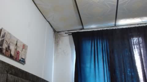 Snapshot of manolofitt chatting on 02.14.25 Manolo online show from 02.14.25