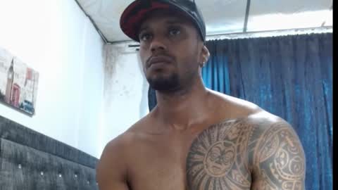 Snapshot of manolofitt chatting on 02.25.25 Manolo online show from 02.25.25