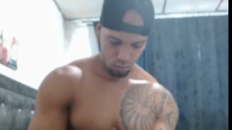 Snapshot of manolofitt chatting on 03.02.25 Manolo online show from 03.02.25