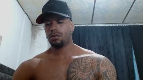 Snapshot of manolofitt chatting on 03.09.25 Manolo online show from 03.09.25