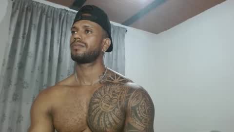 Snapshot of manolofitt chatting on 09.16.25 Manolo online show from 09.16.25