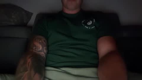 Snapshot of manu231290 chatting on 06.06.26 manu231290 online show from 06.06.26