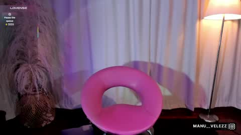 Snapshot of manu_nyx chatting on 05.15.26 manu velezz Help me to get to 100 thumbs ups Tip 25tks Rate me online show from 05.15.26