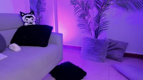 Snapshot of manu_velez_ chatting on 12.26.24 Manu Velez online show from 12.26.24
