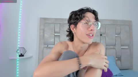 Manuel online show from 12.18.24