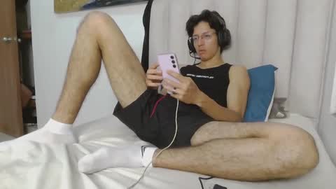 Manuel online show from 04.06.26