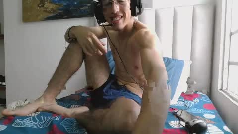 Manuel online show from 04.11.26