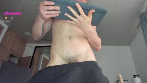 Snapshot of manucute_23_ chatting on 12.15.24 manucute 23 online show from 12.15.24