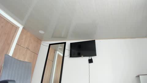 Snapshot of manucute_23_ chatting on 01.30.25 manucute 23 online show from 01.30.25