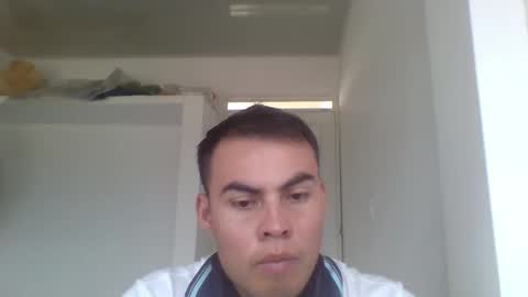 Snapshot of manuel9810 chatting on 02.19.25 manuel9810 online show from 02.19.25
