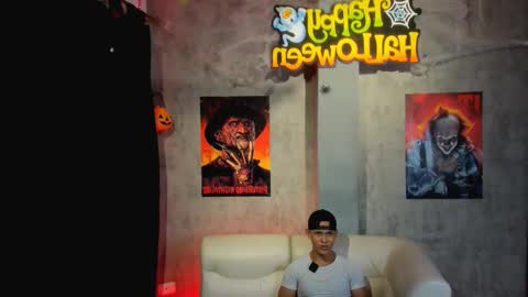 Manuel online show from 10.13.25